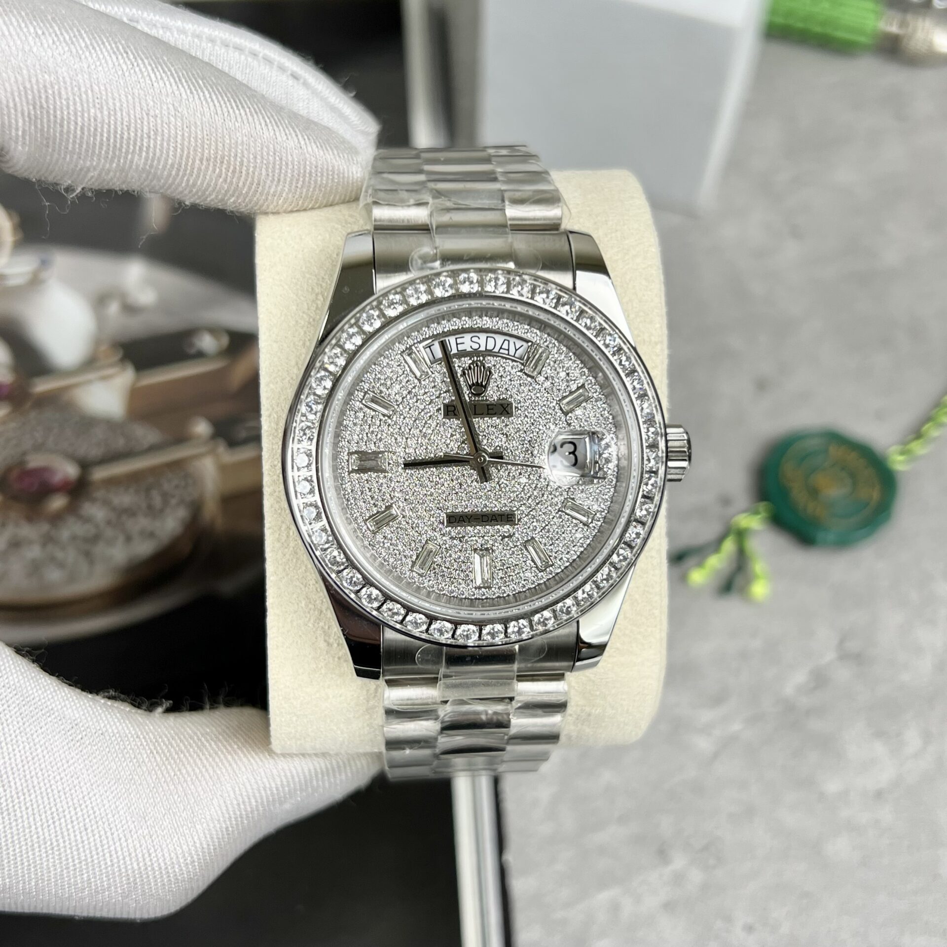 Rolex Day-Date Best Replica Watch Full Swarovski Crystal 40mm - Elite Watch Atelier
