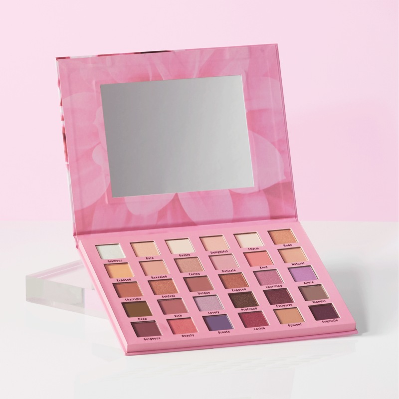 Michael Giordano Natural Beauty Eyeshadow Palette - MIDNIGHT VELVET CATALOG