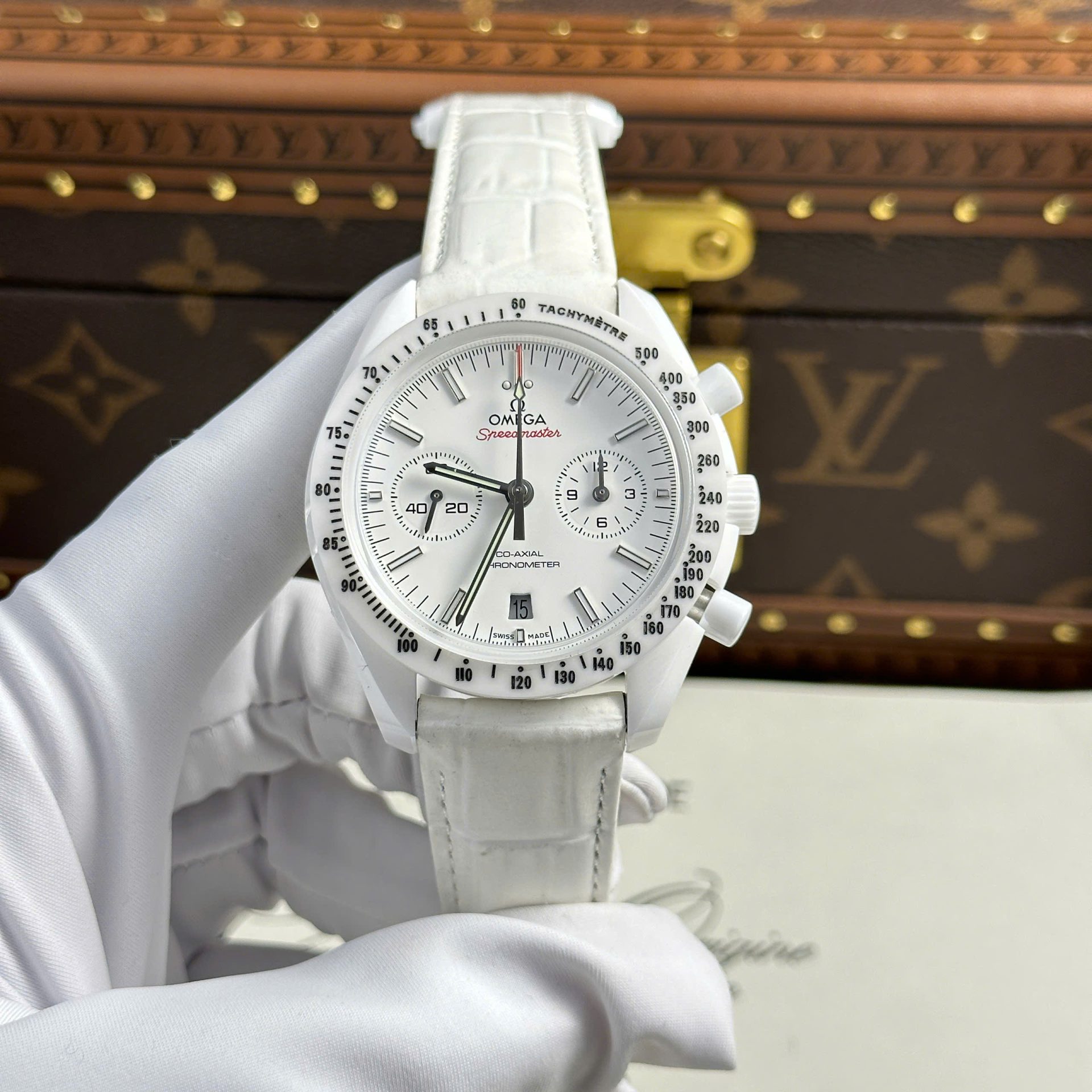 Omega Speedmaster White Side of The Moon White Ceramic Best Replica Watch 44mm - Elite Watch Atelier