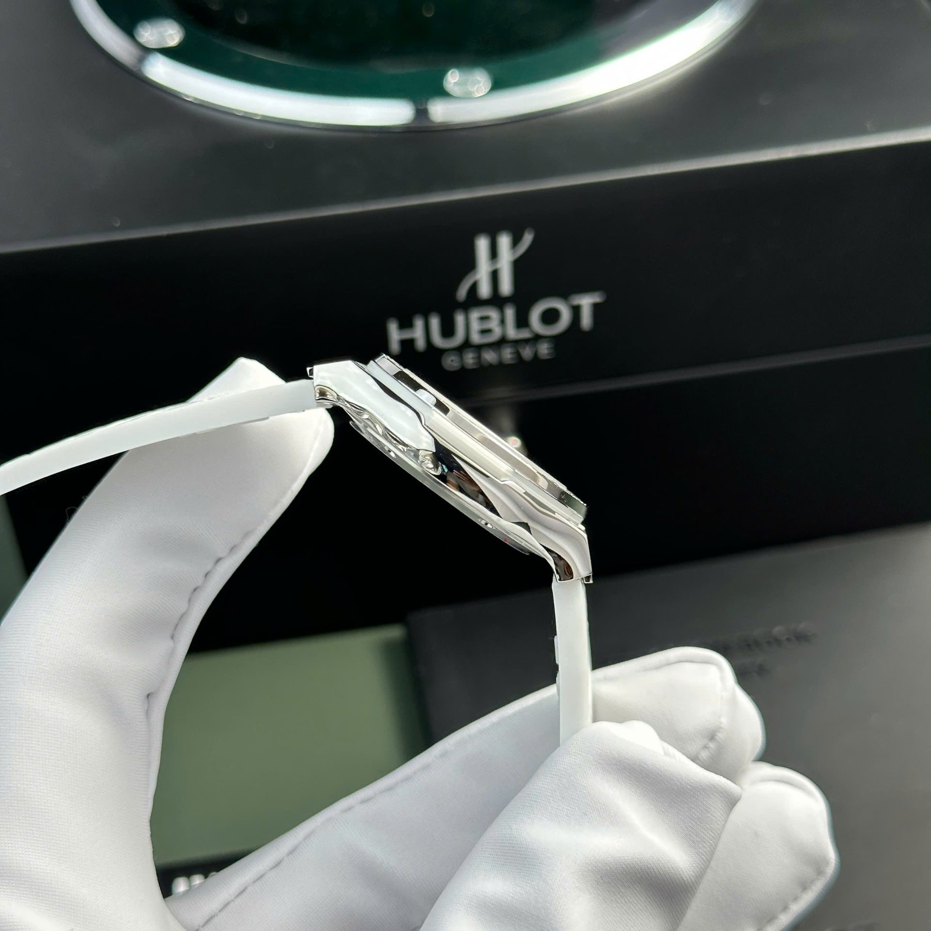 Hublot Classic Fusion Replica 11 Watch White Womens HB Factory 33mm - Top club