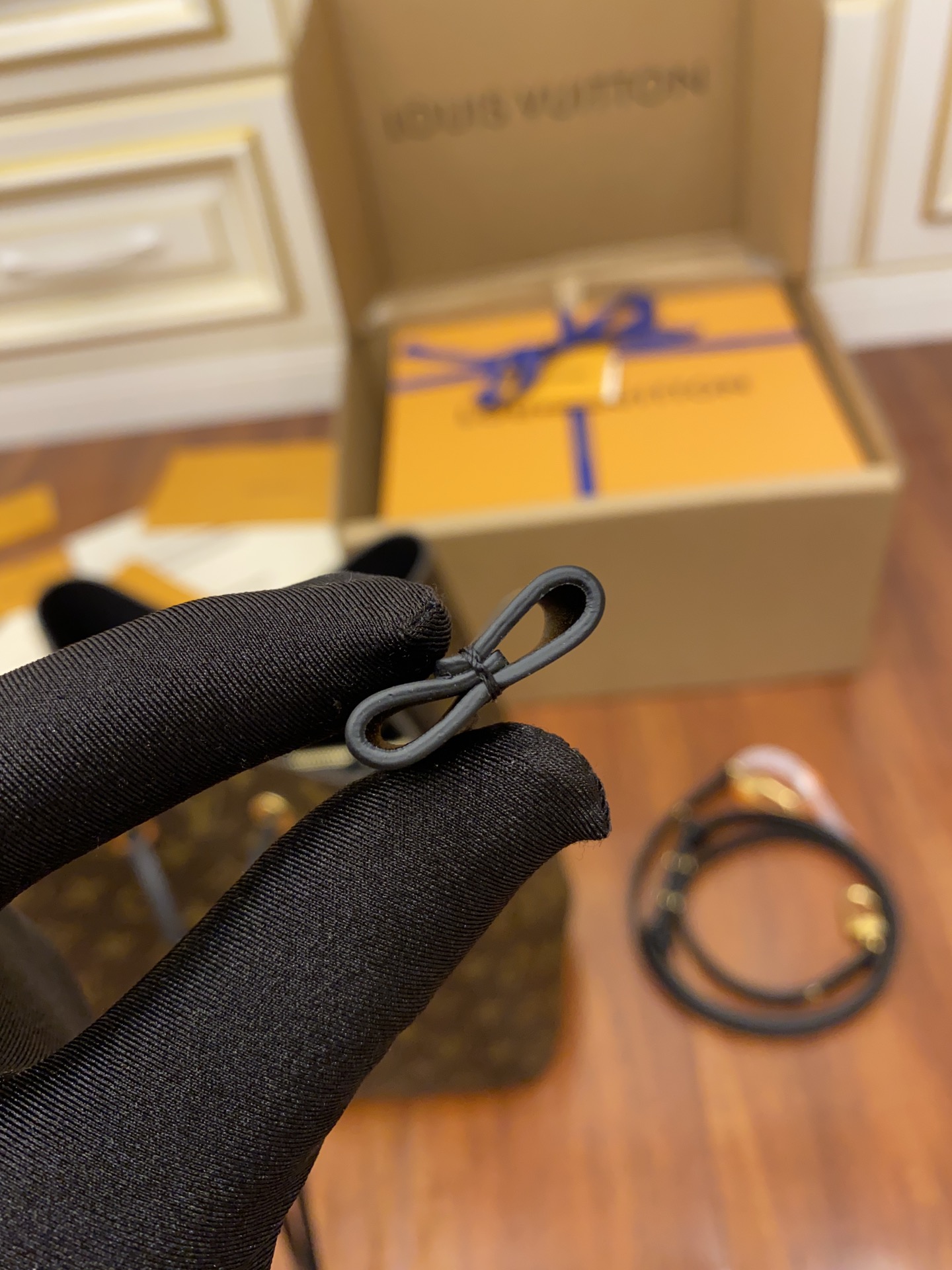 Louis Vuitton NeoNoe MM M440201:1High-quality replica