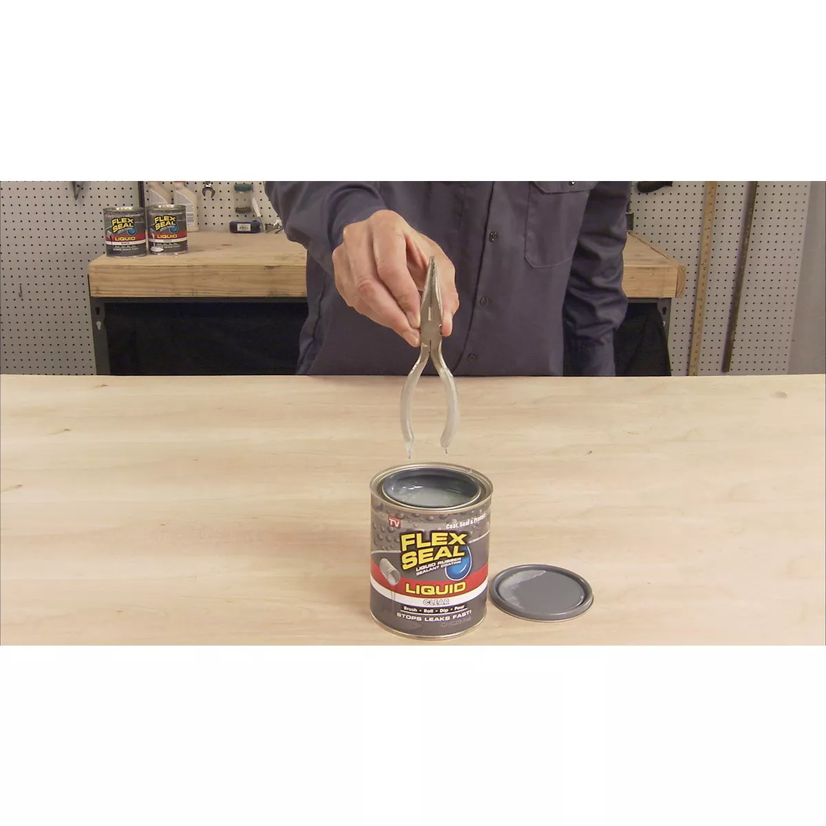FLEX SEAL 1 Gal. Liquid Rubber Sealant, Clear