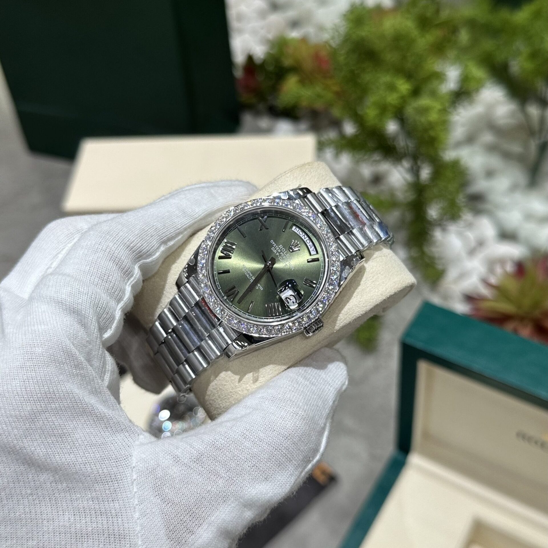 Rolex Day-Date 228236 Moissanite Green Dial Replica Watch 168gram GM V3 40mm - Elite Watch Atelier