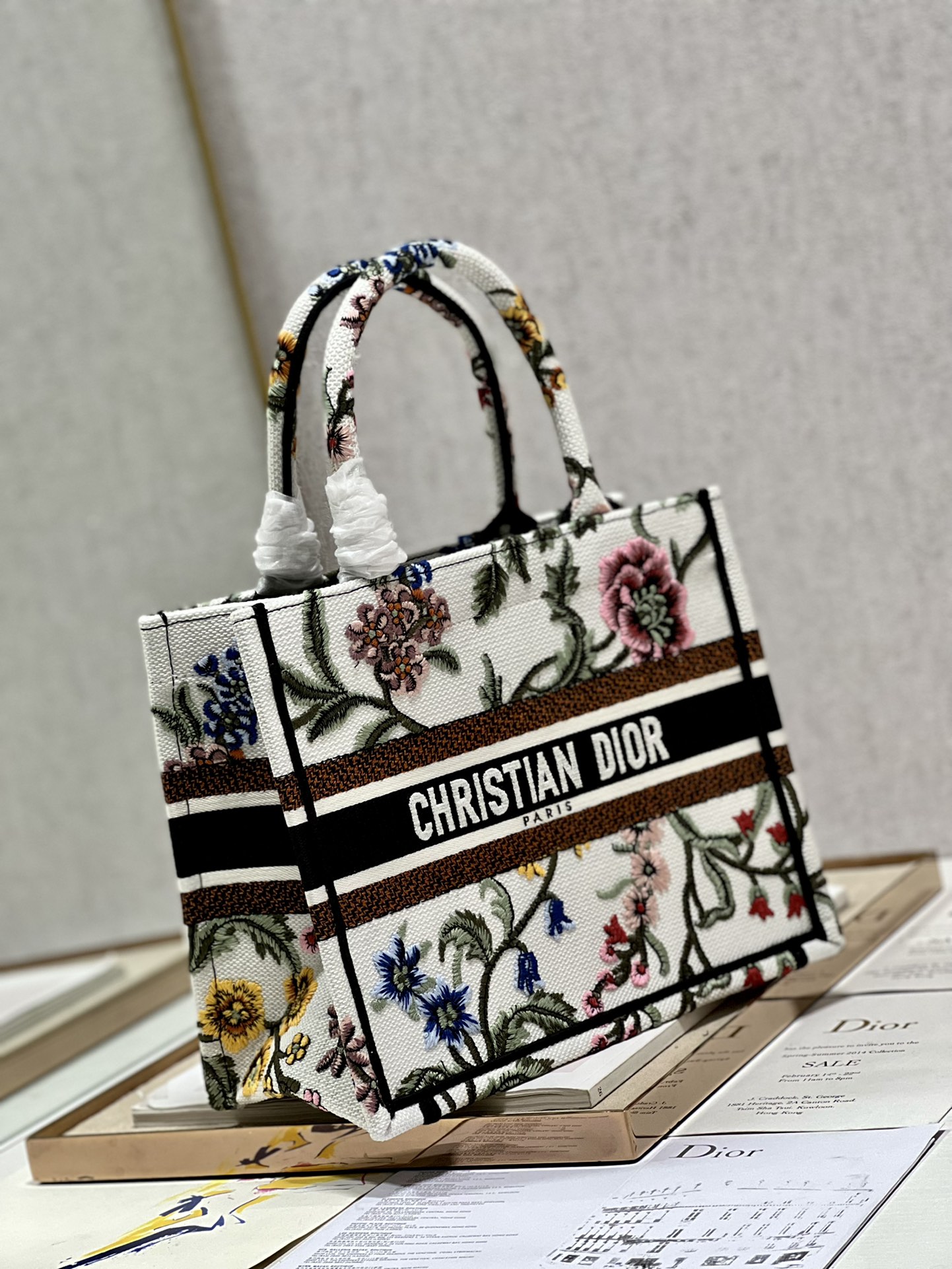 Small Dior Tote Bag White/Black For Women 10.5 in/ 26.5cm1:1High-quality replica