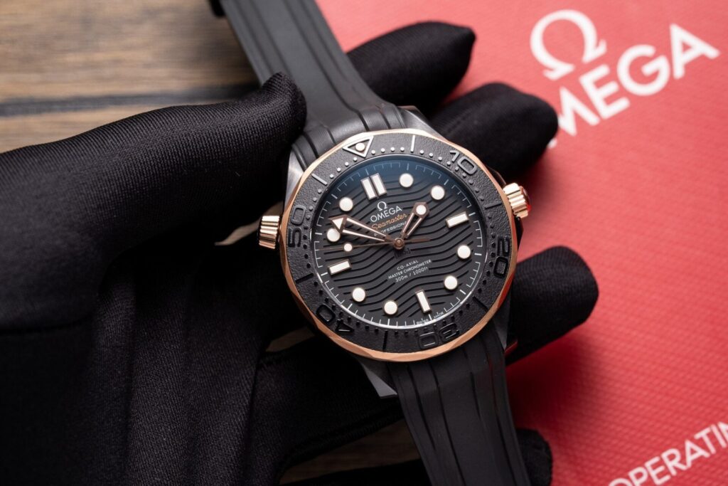 Omega Replica Watch Seamaster Black Dial Rubber Strap VS Factory 42mm - Elite Watch Atelier