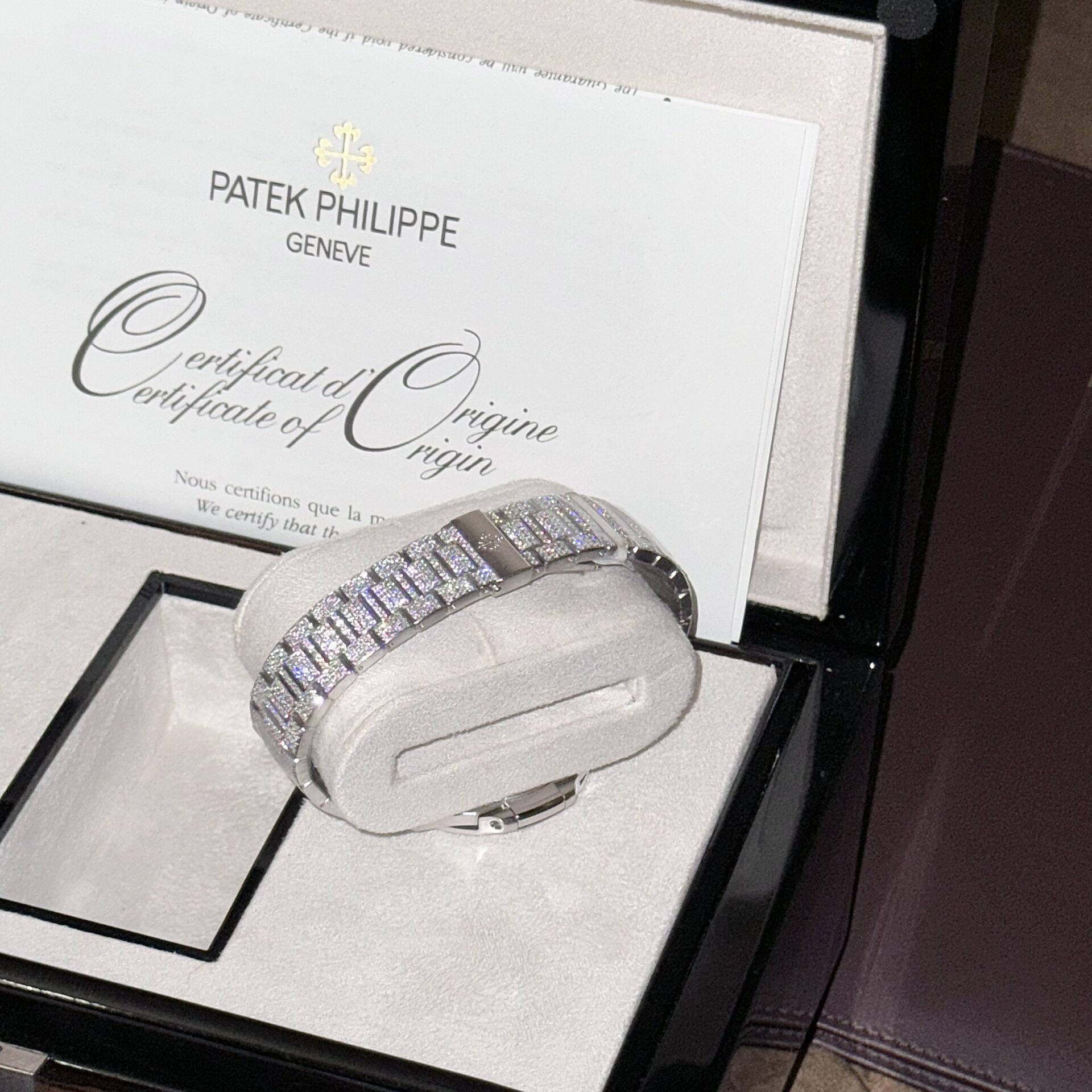 Patek Philippe Nautilus 5719 Best Replica Watch Custom Full Moissanite Diamonds 40mm - Top club