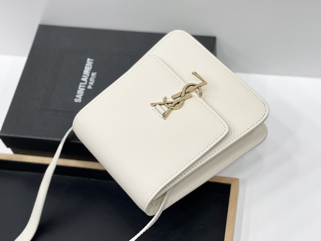 TO – Luxury Edition Bags SLY 1901:1High-quality replica