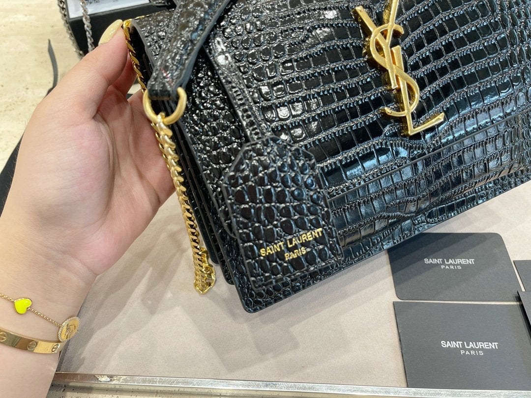TO – Luxury Edition Bags SLY 2001:1High-quality replica
