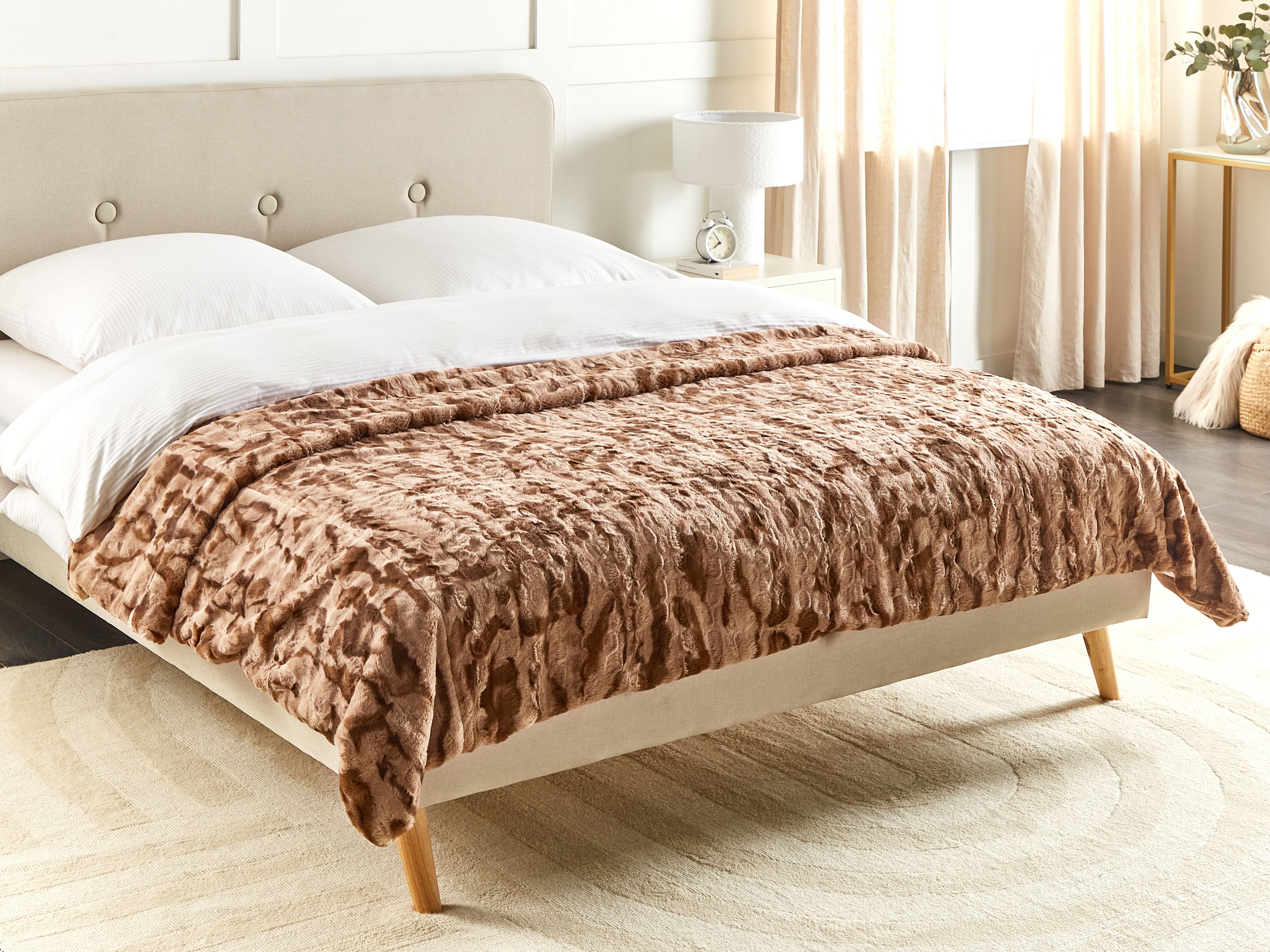 Blanket BAKIRA Faux Fur 200 x 220 cm Brown