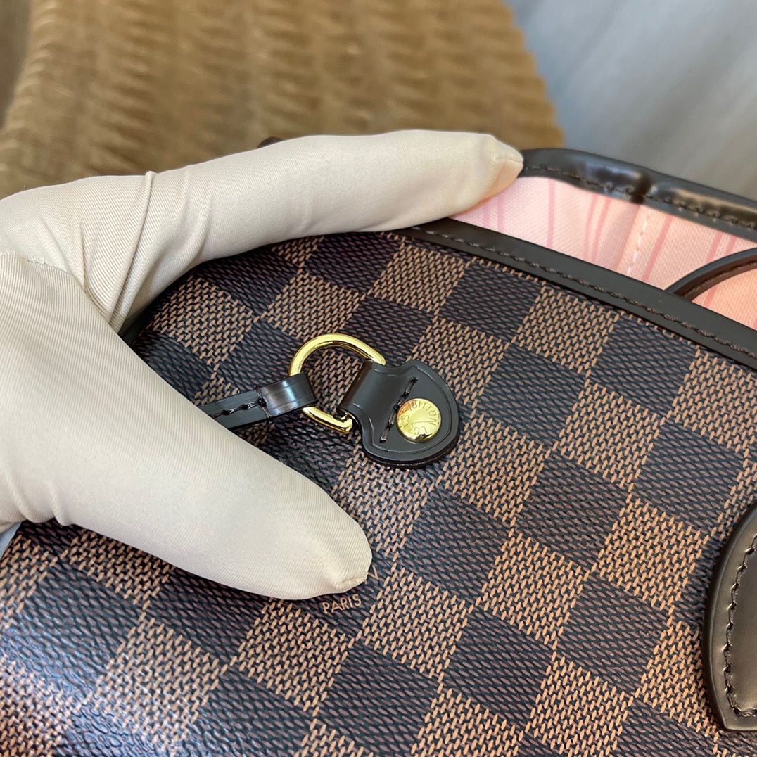 Louis Vuitton Neverfull MM Tote Bag – LB4021:1High-quality replica