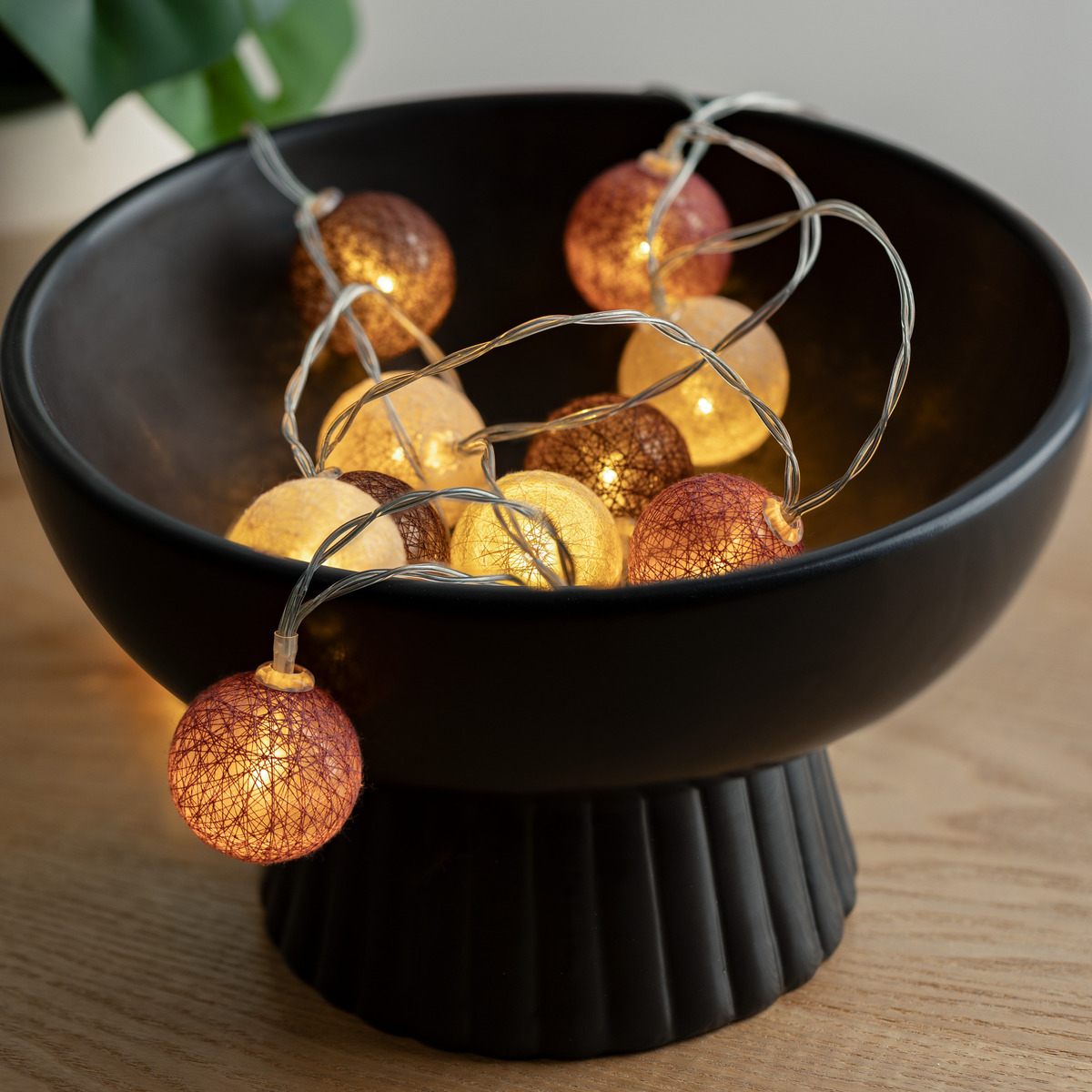 Guirlande LED &agrave; pile "Land" 16 balls, L.255 cm