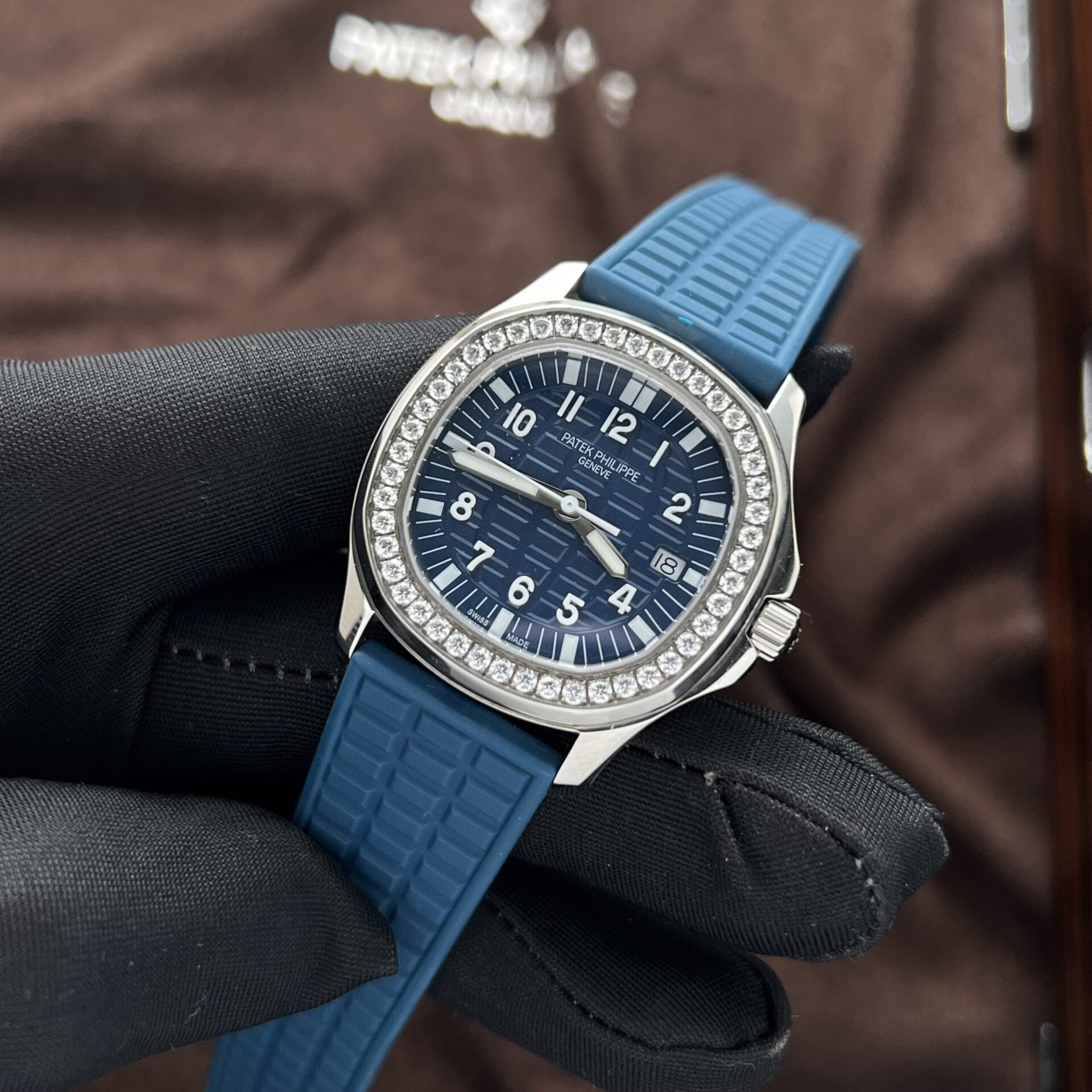Patek Philippe Aquanaut 5067 Fake Watch Blue Dial Rubber Strap PPF Factory 35.6mm - Elite Watch Atelier
