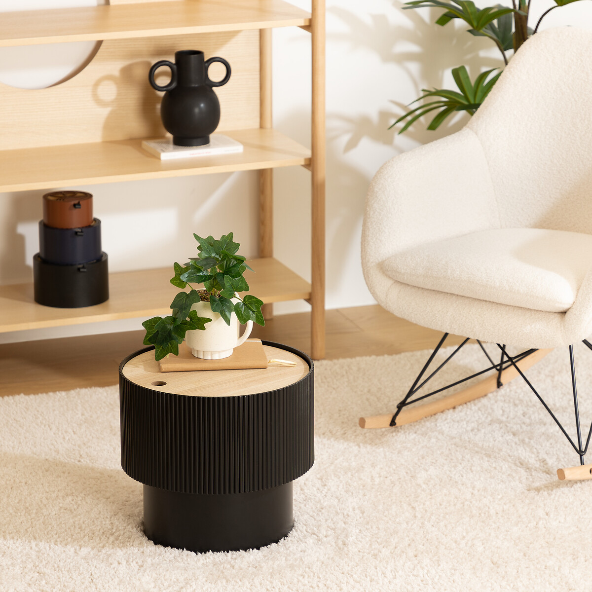 Coffee table "Enola" Ash veneer, black, d.38,5 cm