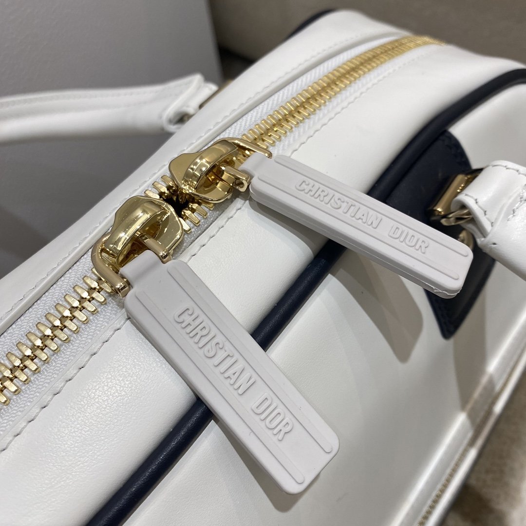 Christian Dior Medium Vibe Zip Bowling Bag, White, For Men/Women Bowling Bags, 34cm CD M6202OOBR_M8791:1High-quality replica