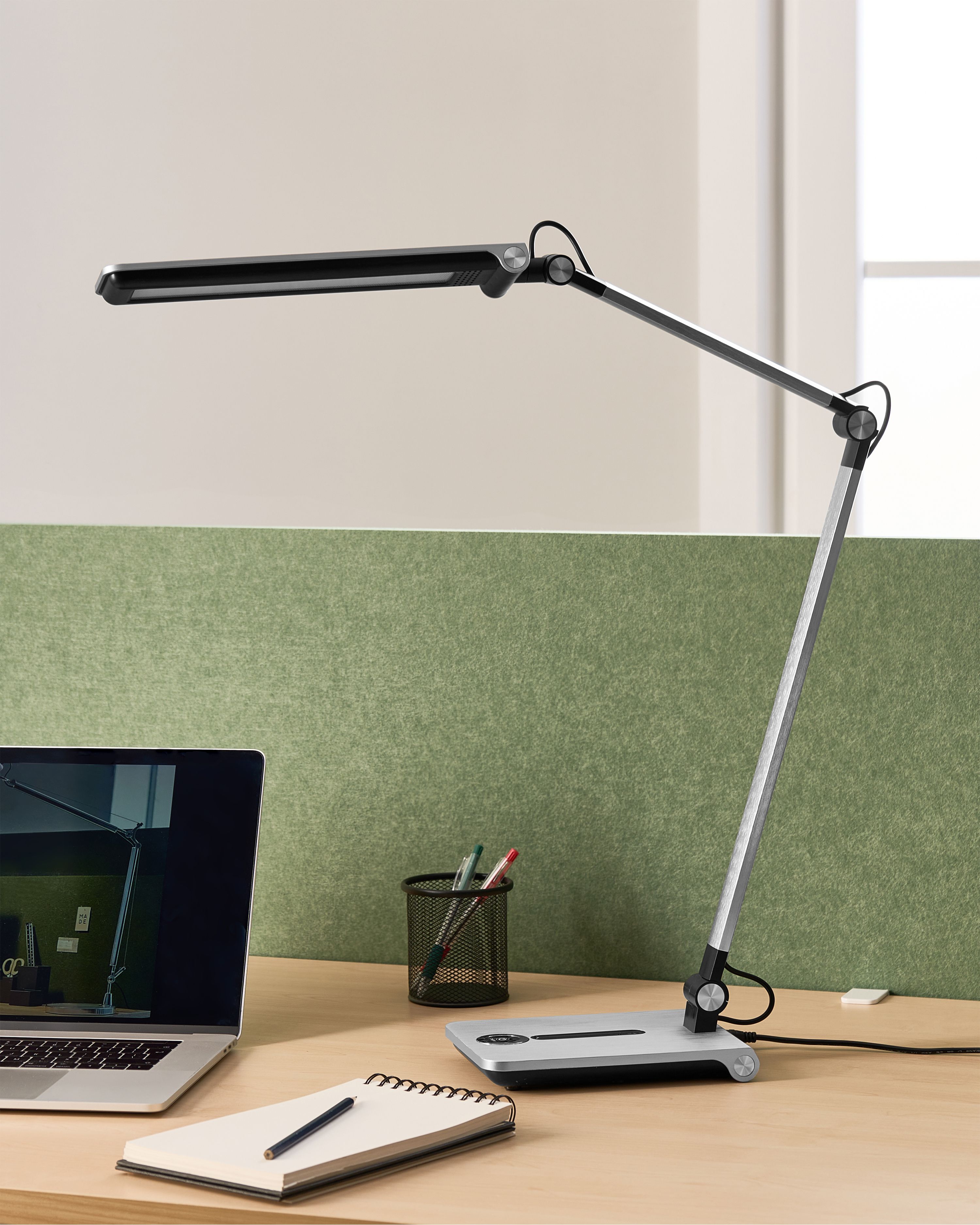 LED Desk Lamp AQUILA with Dimmer Silver