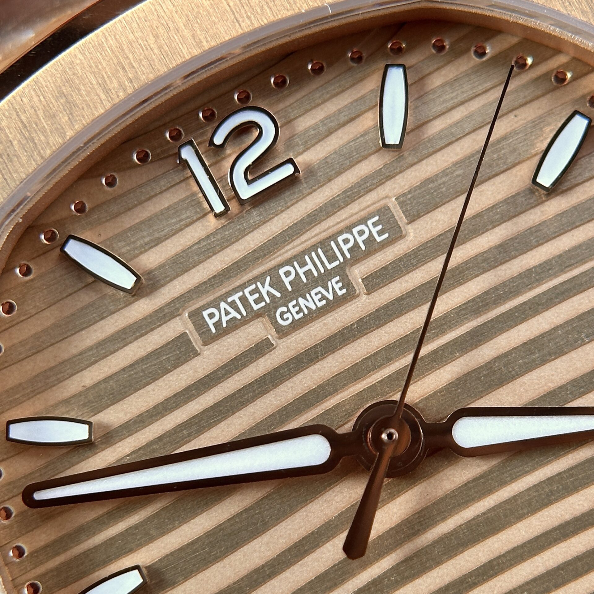 Patek Philippe Nautilus 7118 Replica Watch Rose Gold 3K Factory 35.2mm - Top club