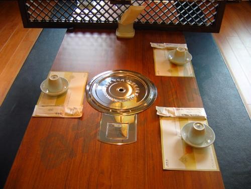 High Quality Korean Japan Restaurant Wood 4-6 People Stainless Steel Leg Barbecue Bbq Grill Table for 6 People