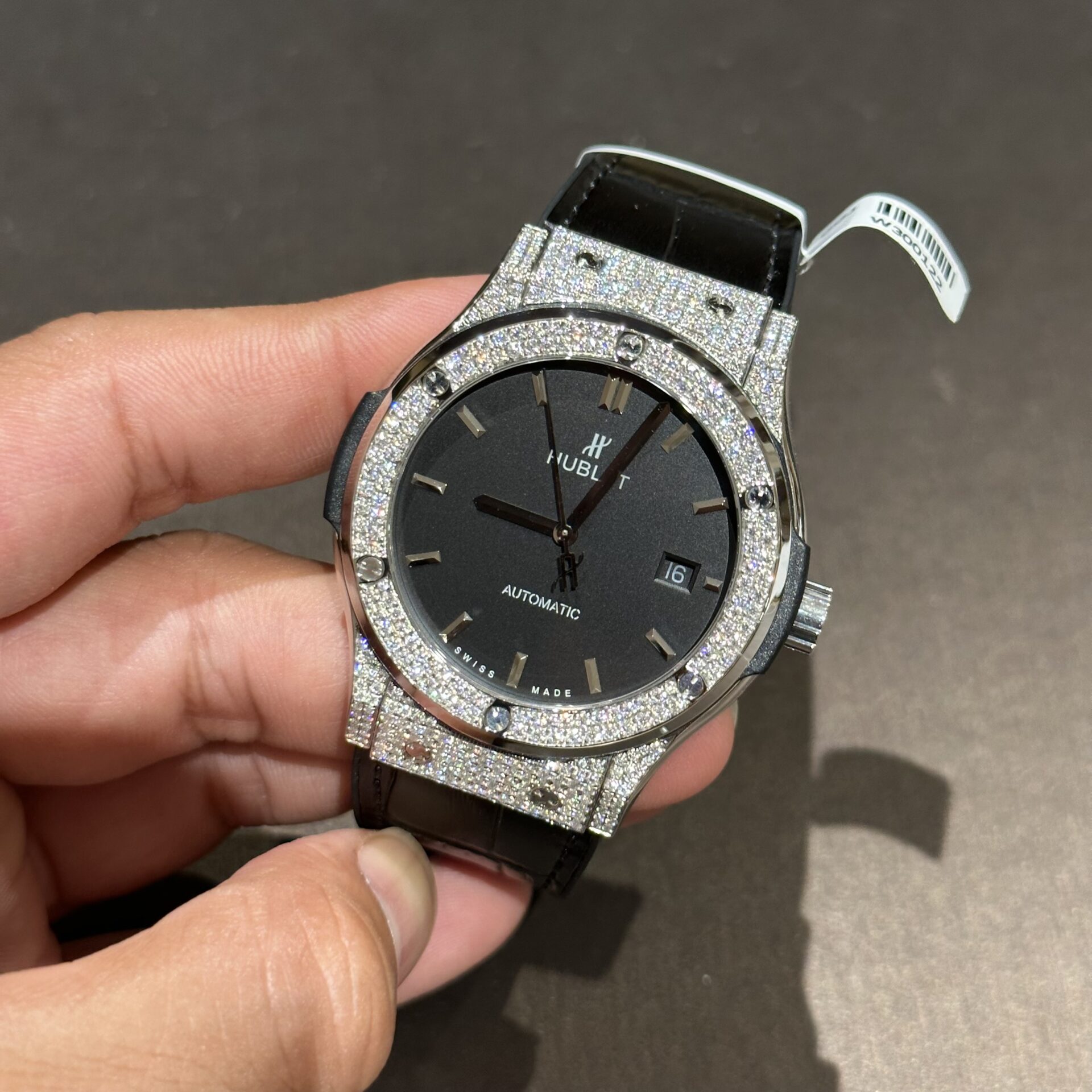 Hublot Replica Watch With Full Diamond Moissanite Diamonds Black Dial Men s 42mm - Top club