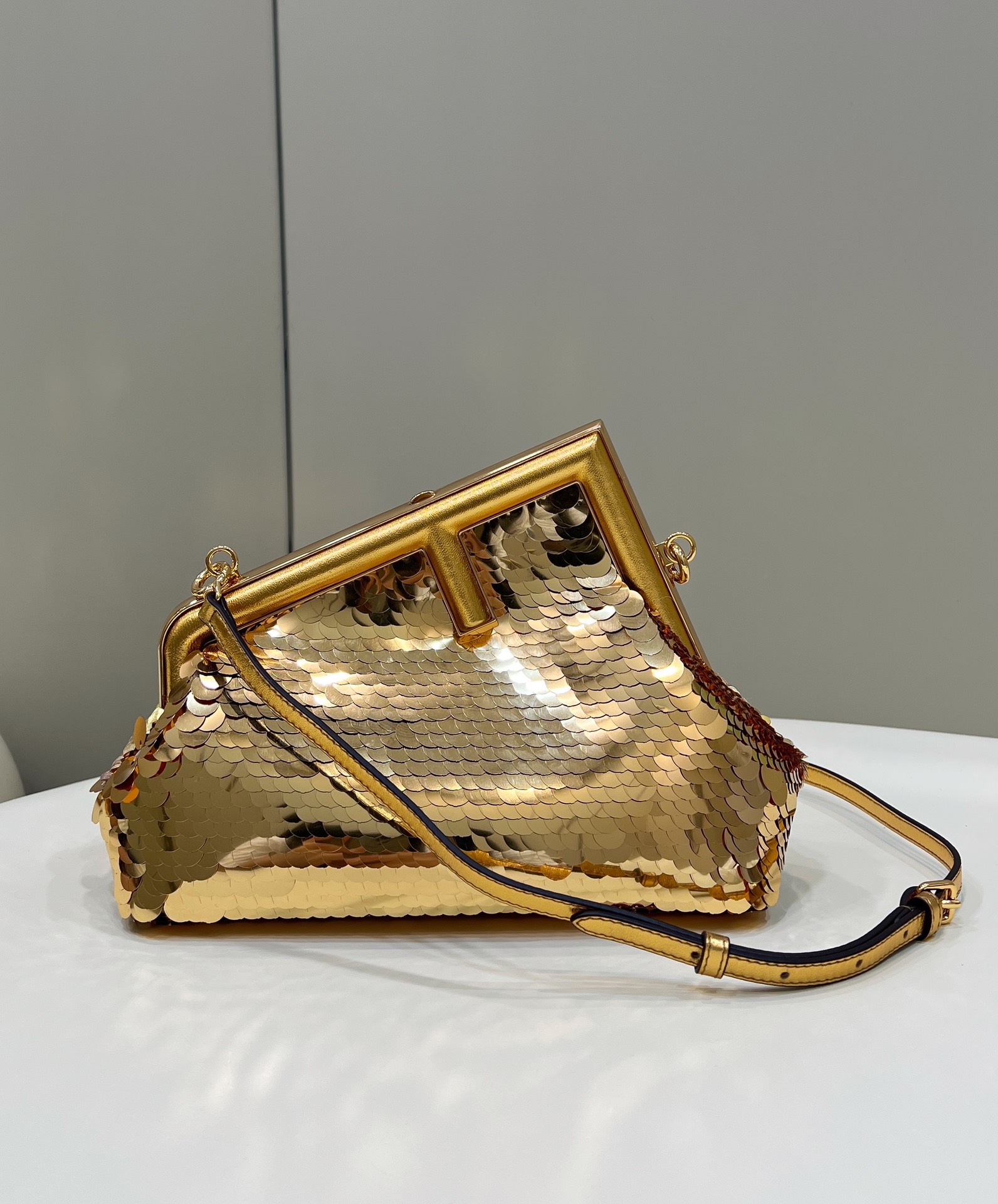 Fendi First - Replicaclubs