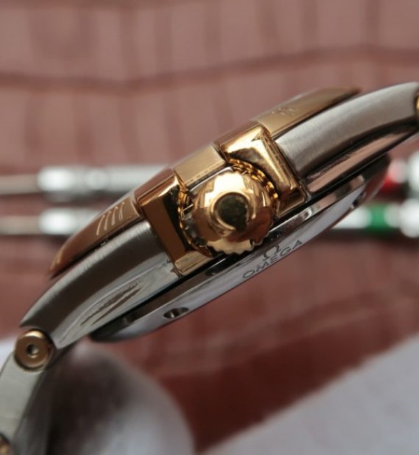 Replica Omega V6 Constellation 35mm Yellow Dial YG Bezel Diamonds Markers SS Bracelet A2500 - Top club