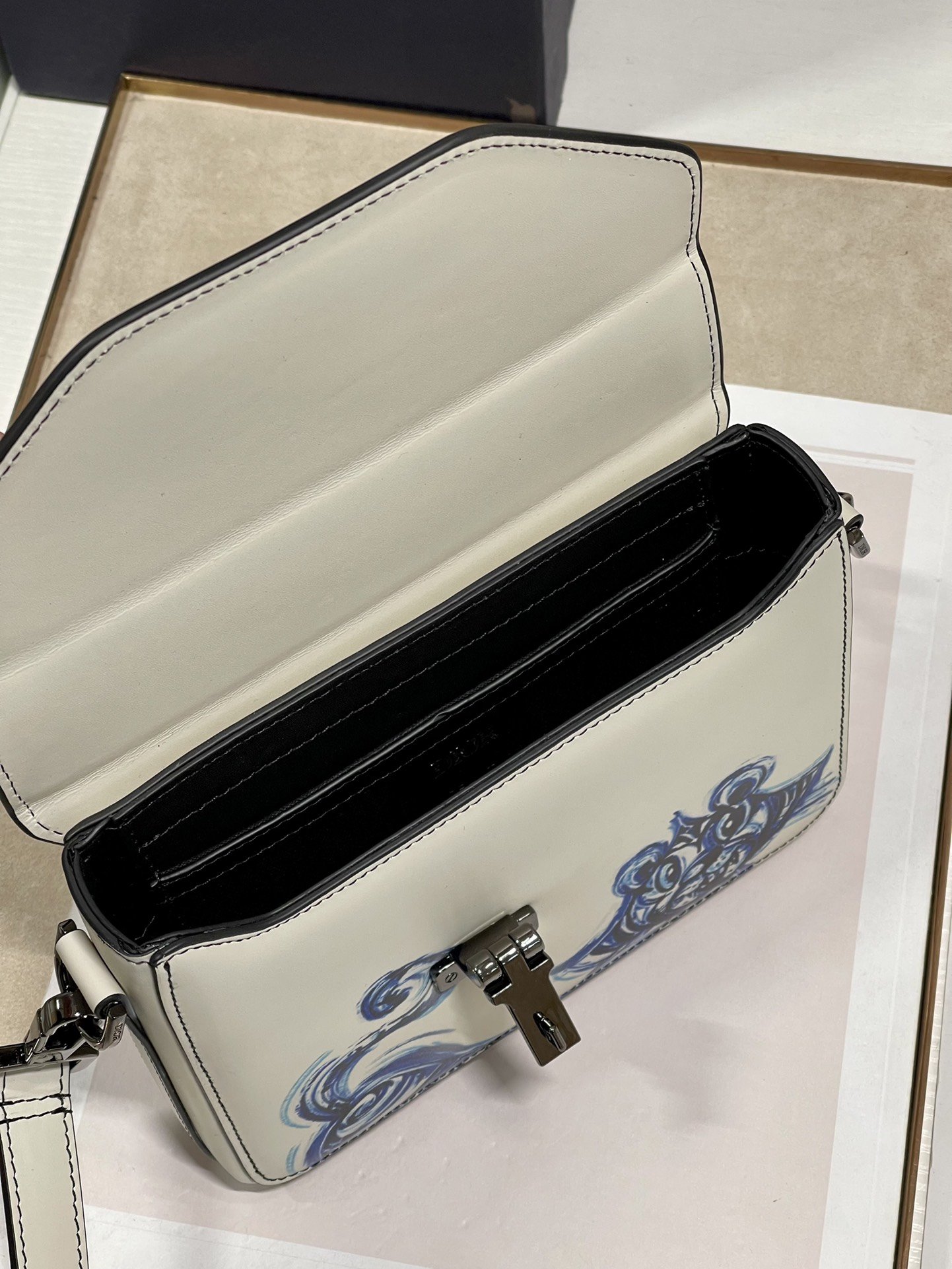 Christian Dior Lock Handbag White For Women 7.5in/19cm CD1:1High-quality replica