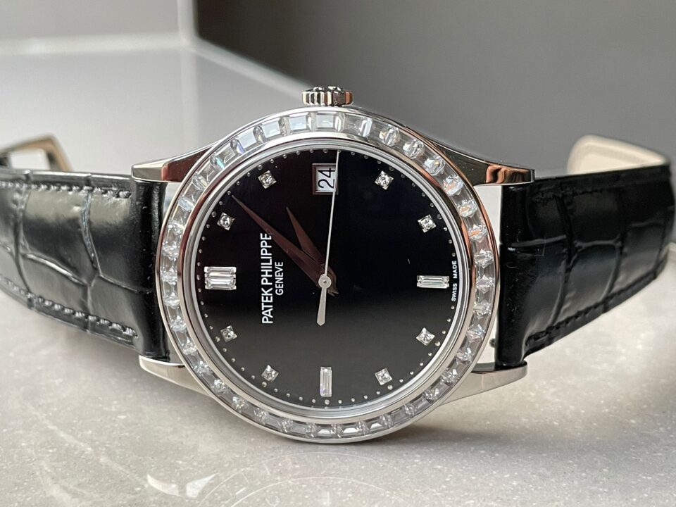Replica PATEK PHILIPPE Calatrava ZF 5298p Date Sweep Seconds in Diamond Bezel Black Dial ZF factory - Top club
