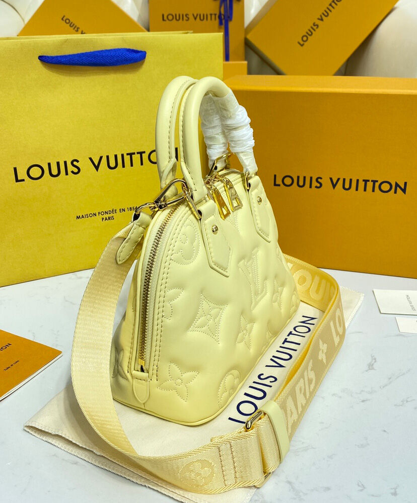 Louis Vuitton Alma BB1:1High-quality replica