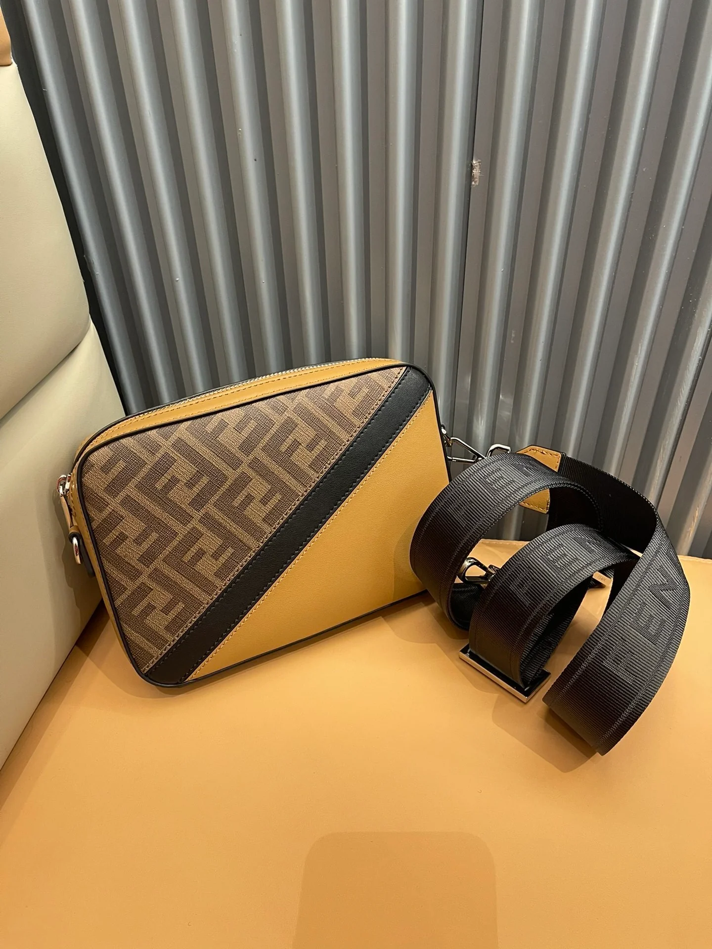 Chic Fendi Crossbody Bag With FF Pattern And Contrasting Yellow Stripe 7m287 - Replicaclubs