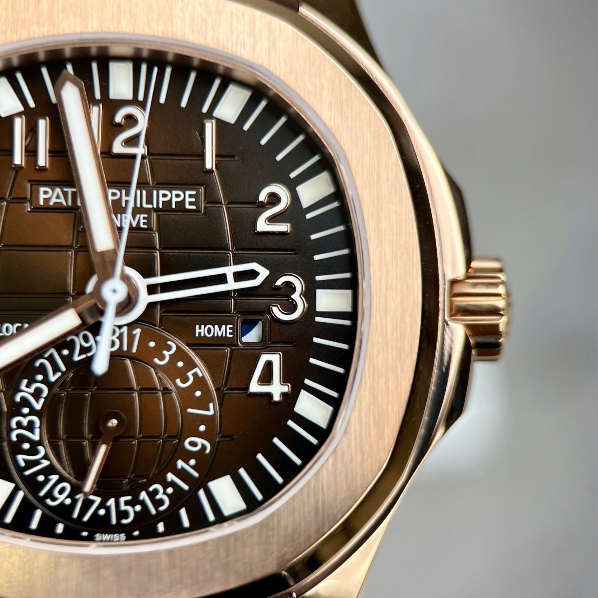 Patek Philippe Aquanaut 5164 Brown Dial Custom 18K Gold Wrapped 40.8mm - Top club