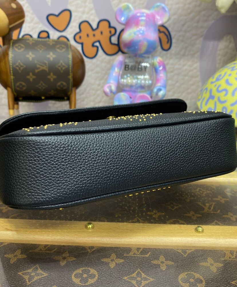 Louis Vuitton Wallet on Chain Ivy M826531:1High-quality replica