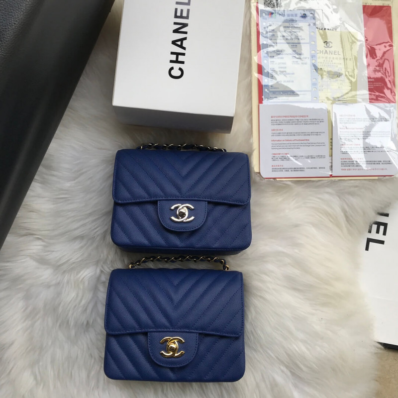 Replica Chanel Chevron Caviar Leathe 17Cm Classic Flap Bag 11151:1High-quality replica