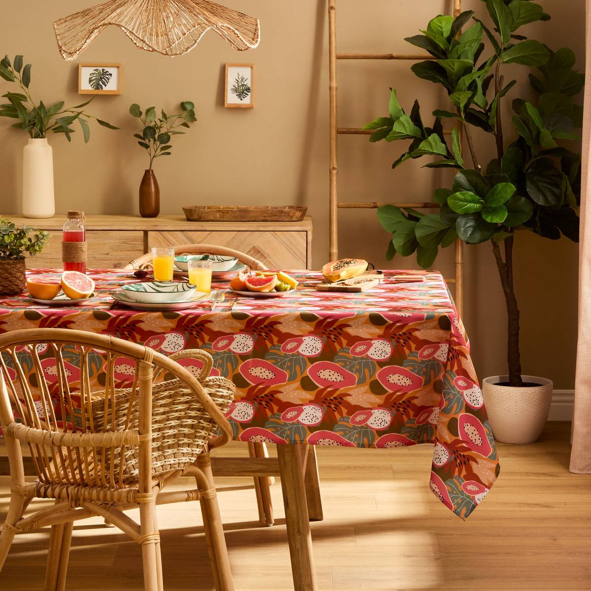 Tablecloth "Tropical" 240x140 cm, Multicolor
