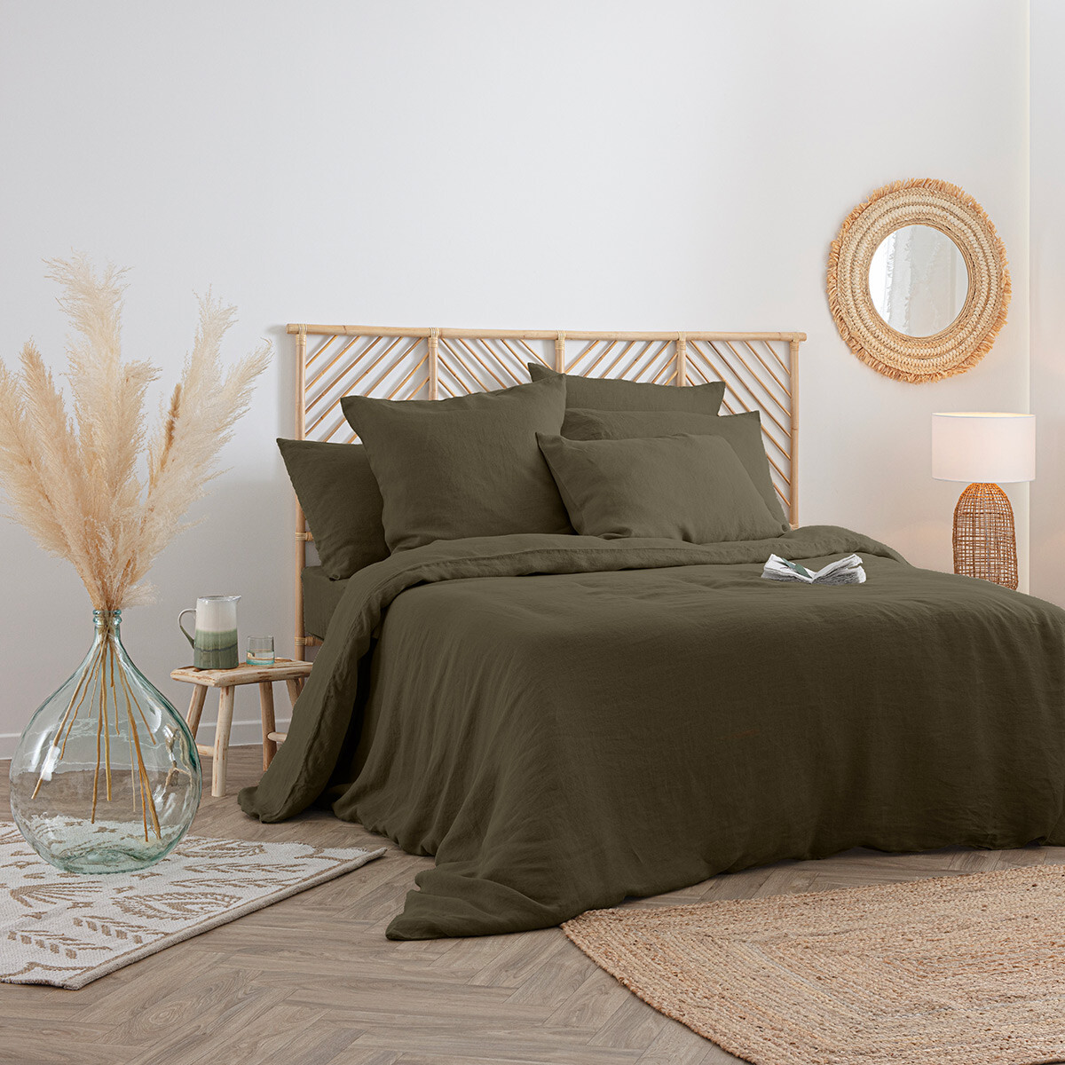 Duvet cover "Linah", washed linen Khaki green, 260x240 cm