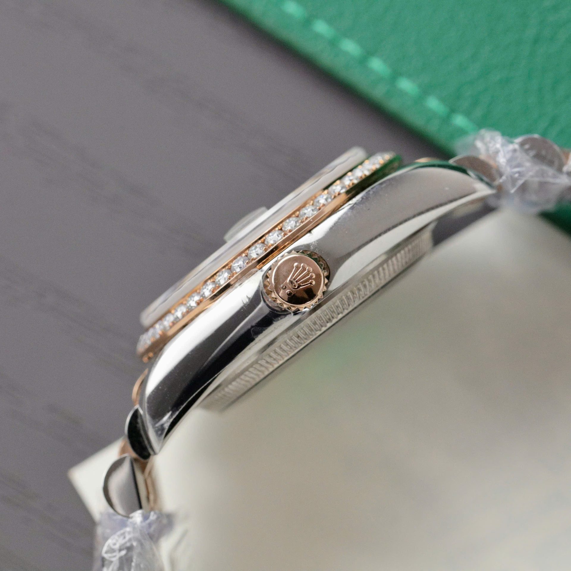 Rolex DateJust Replica 11 Watch Dial Mother Of Pearl Custom Moissanite Diamonds 31mm - Top club