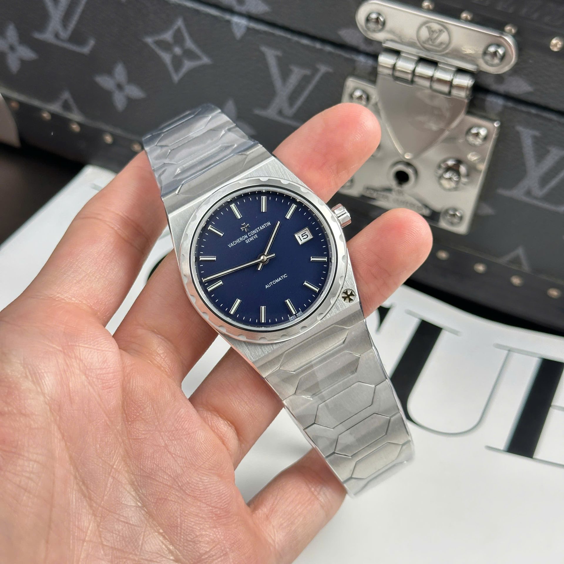 Vacheron Constantin Replica Watch Historiques 222 Blue Dial 8F Factory 37mm - Elite Watch Atelier