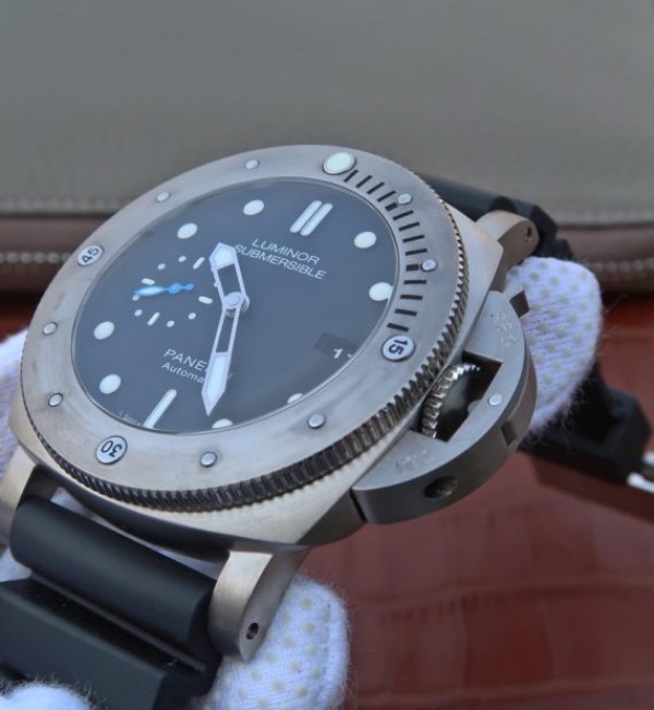 Replica Panerai ZF PAM1305 Titanium Black Dial Rubber Strap P.9010 - Top club