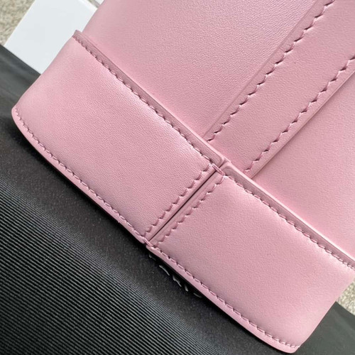 Celine CUIR TRIOMPHE small smooth cowhide bucket bag pink