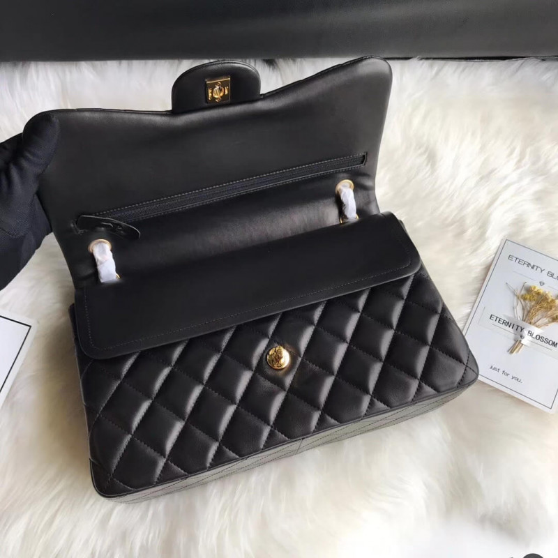 Replica Chanel Lambskin 30Cm Classic Flap Bag A1113 Black1:1High-quality replica