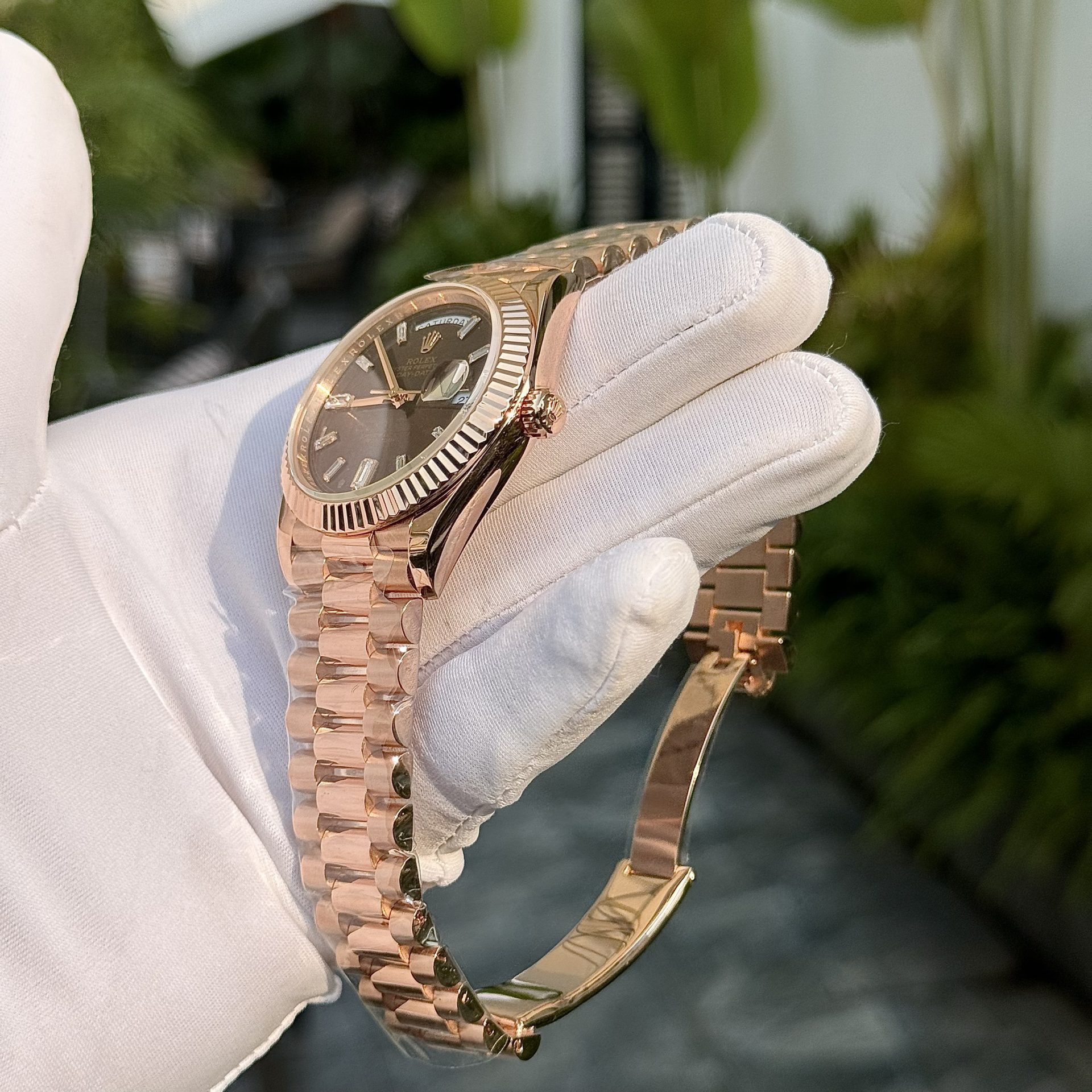 Rolex Replica Watch Day-Date 228235 Gold Wrapped Chocolate Dial GM Factory 40mm - Top club