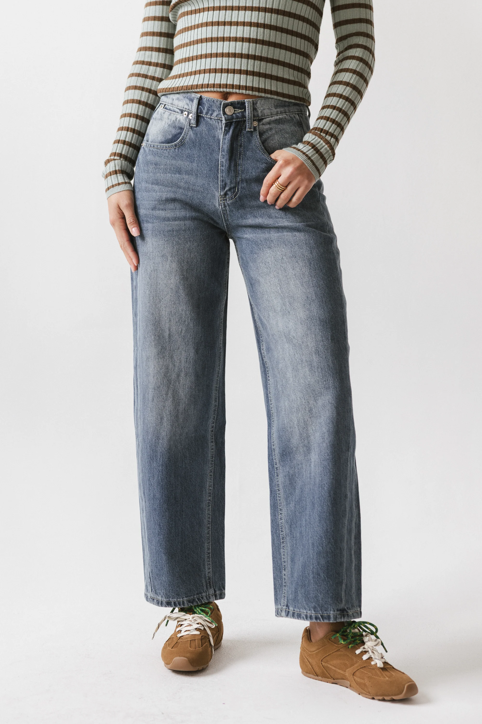 Moxie Relaxed Barrel Jeans