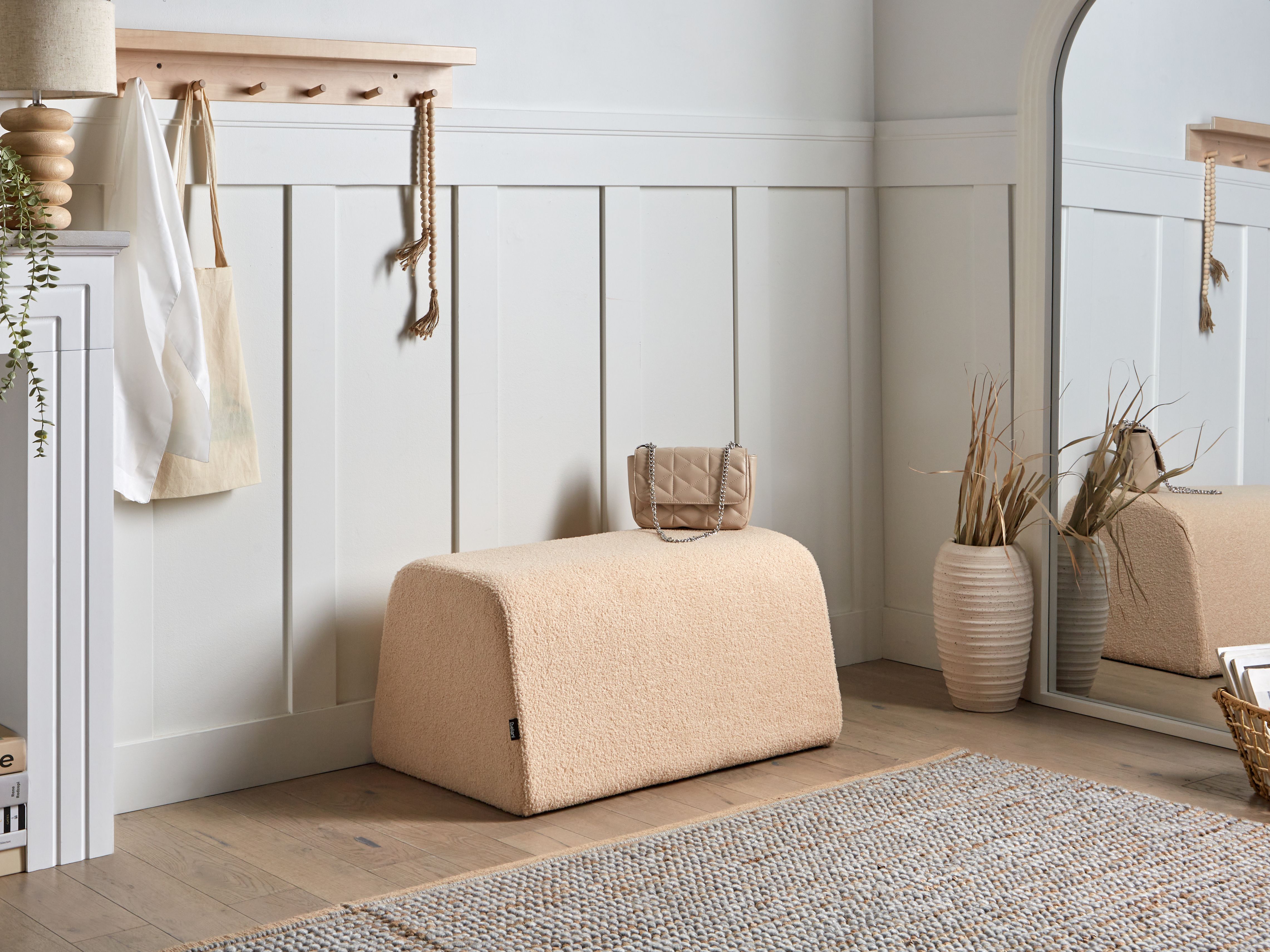 Pouffe SINCLAIR Boucle Beige