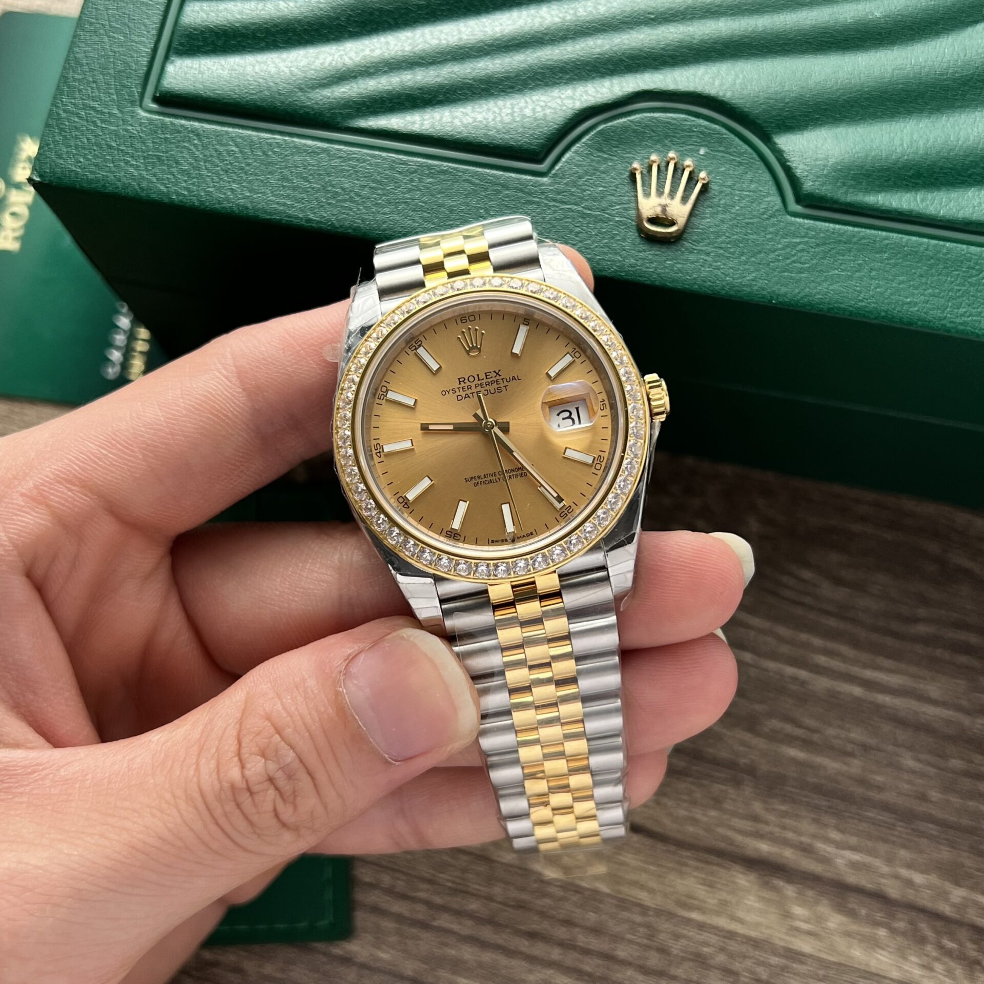 Rolex DateJust Replica Watch Demi Gold Diamonds Bezel EW Factory 36-41mm - Elite Watch Atelier