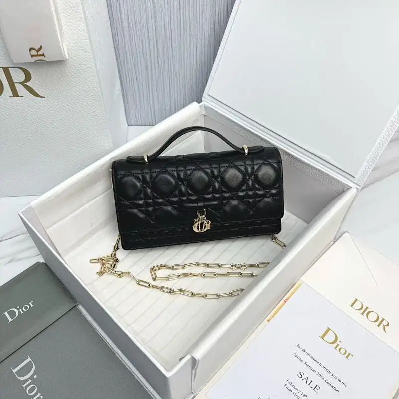 Shop1:1High-quality replica