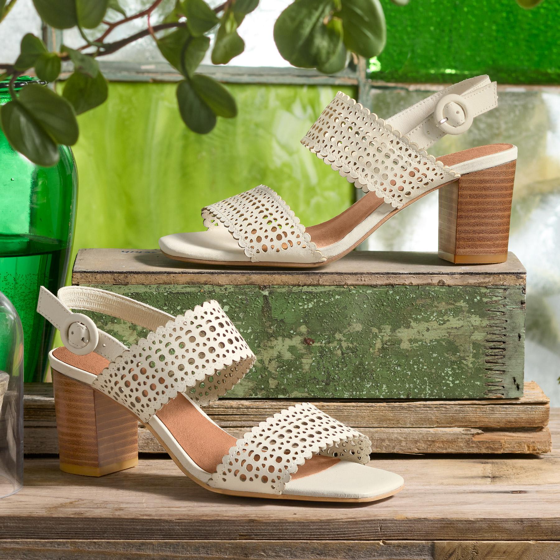 Castielle Sandals - Sundance Clothing