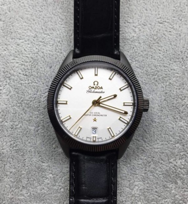 Replica Omega Globemaster Master DLC RG Pointer White Dial Leather Strap A8900 - Top club