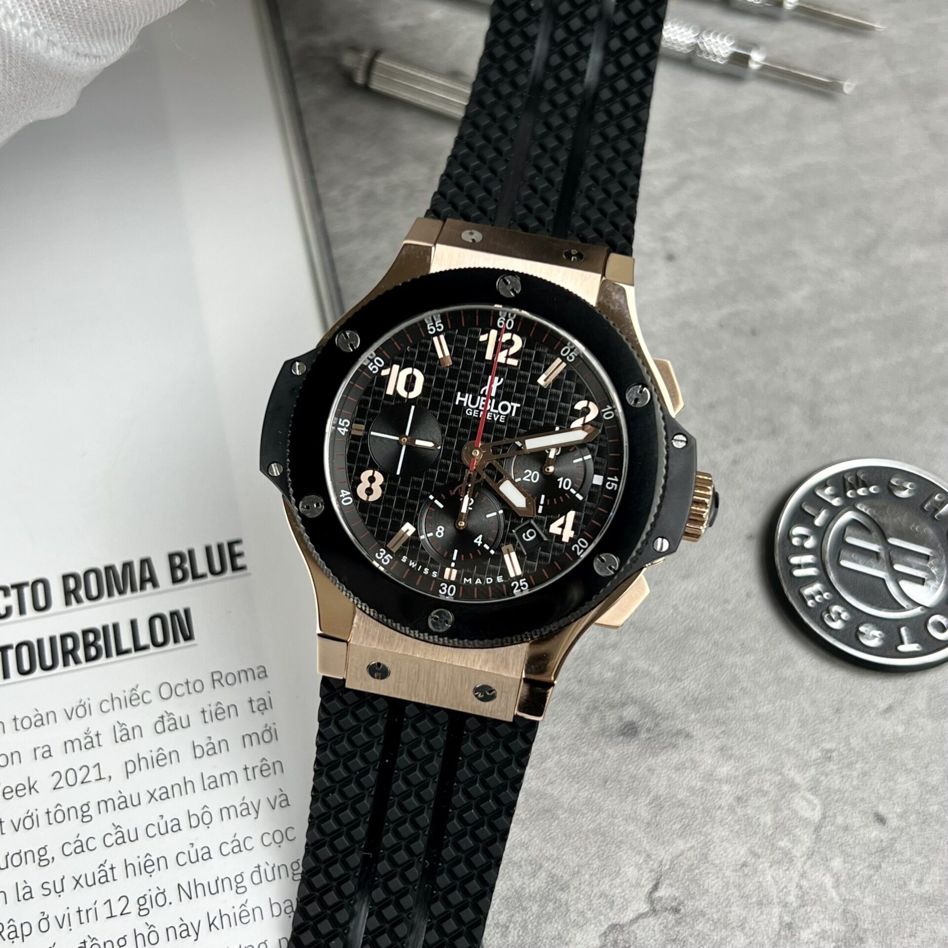 Hublot Fake Watch Big Bang King Gold Black Dial Rubber Strap 44mm - Elite Watch Atelier