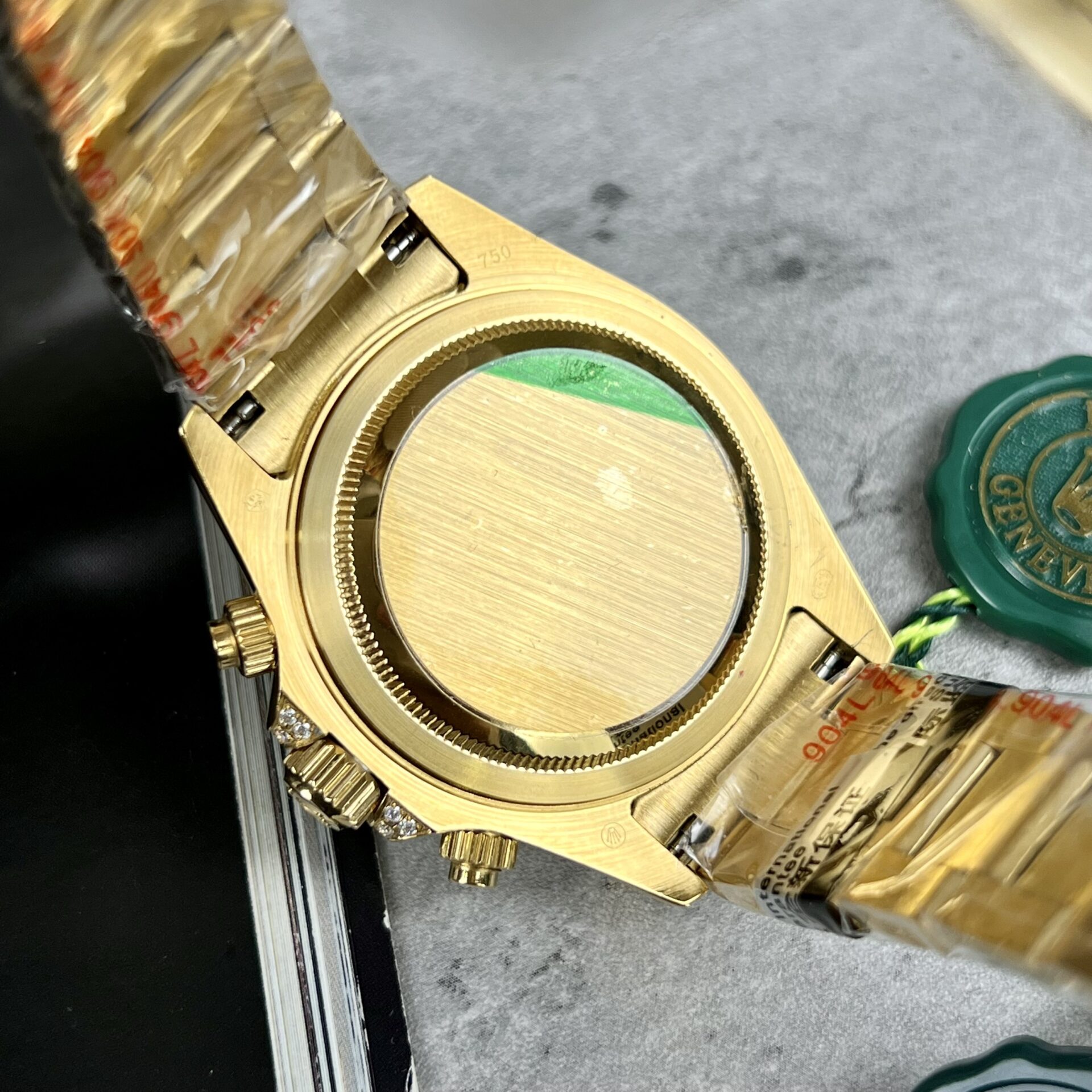Rolex Replica 1:1 Watch Daytona Rainbow Yellow Gold Plated With Stone 40mm - Elite Watch Atelier