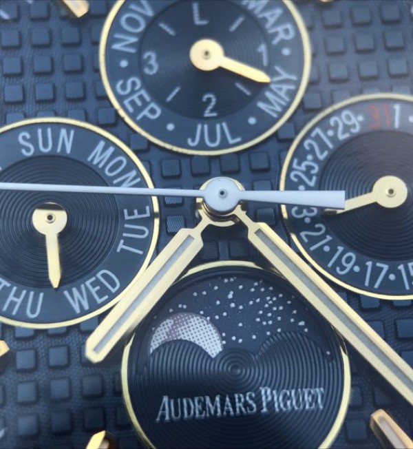 Replica Audemars Piguet JF Royal Oak 41mm 26574 YG Blue Dial White Hand A5134 - Top club