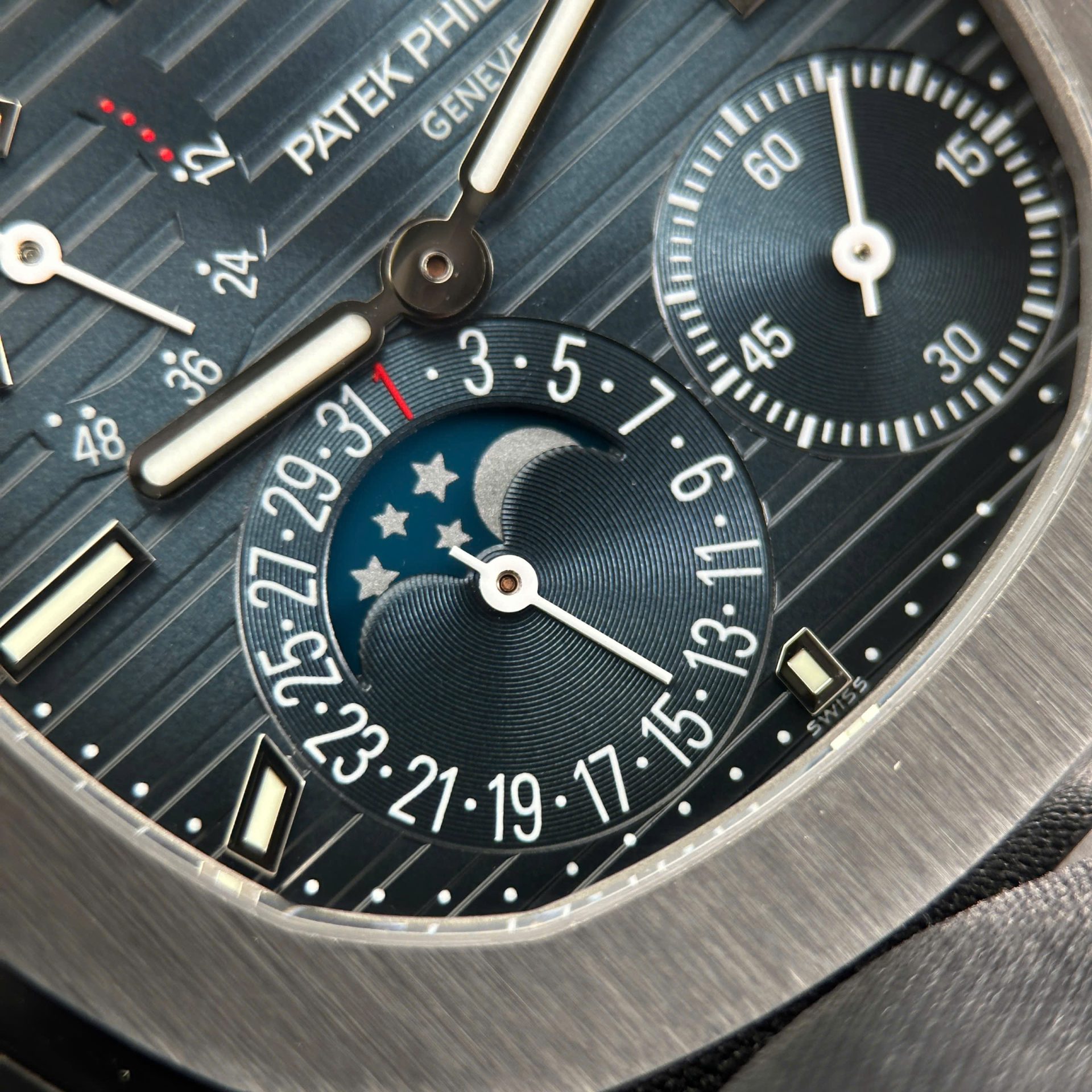 Patek Philippe Nautilus 5712 Replica Watches Blue Dial Metal Wire PPF Factory Version 3 40mm - Top club