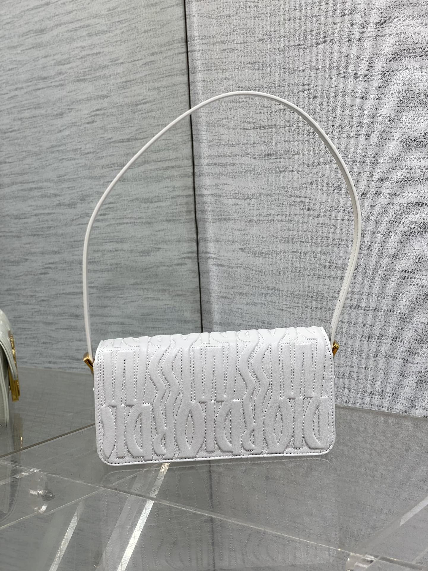 Miss Dior Flap Bag Latte For Women 22cm/8.5in – M2610UBOS_M0301:1High-quality replica
